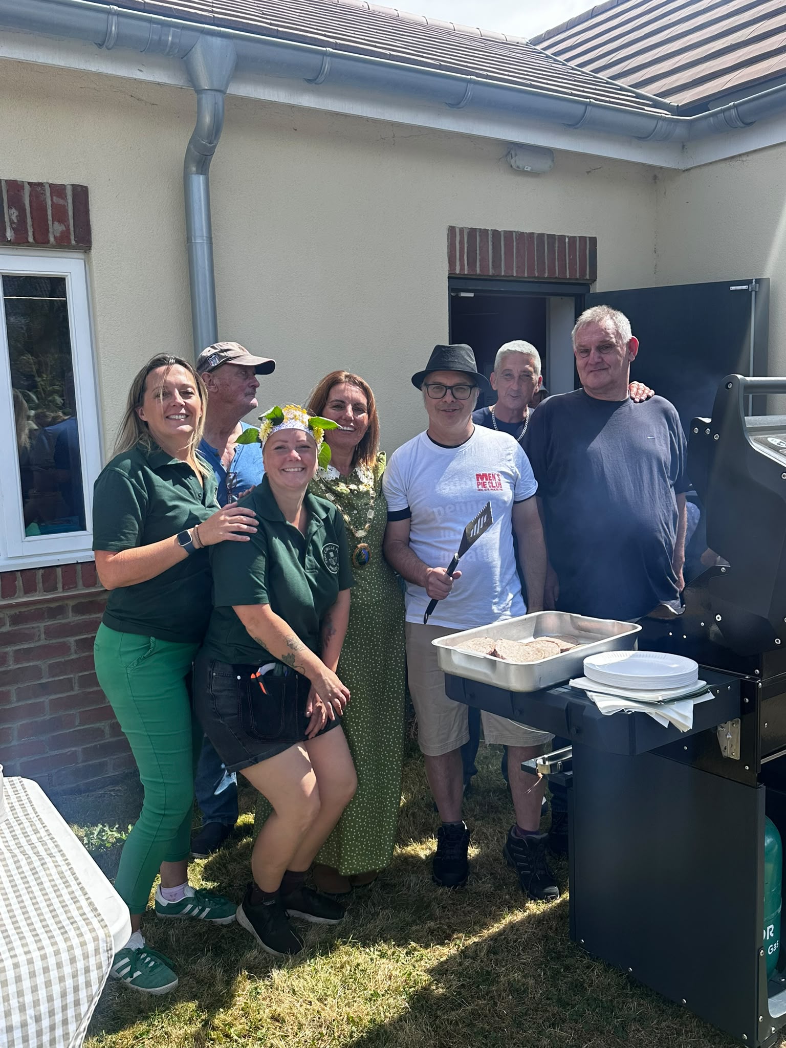 Ashington Town Council Civic Head Joins Full Circle Food Project for Annual BBQ